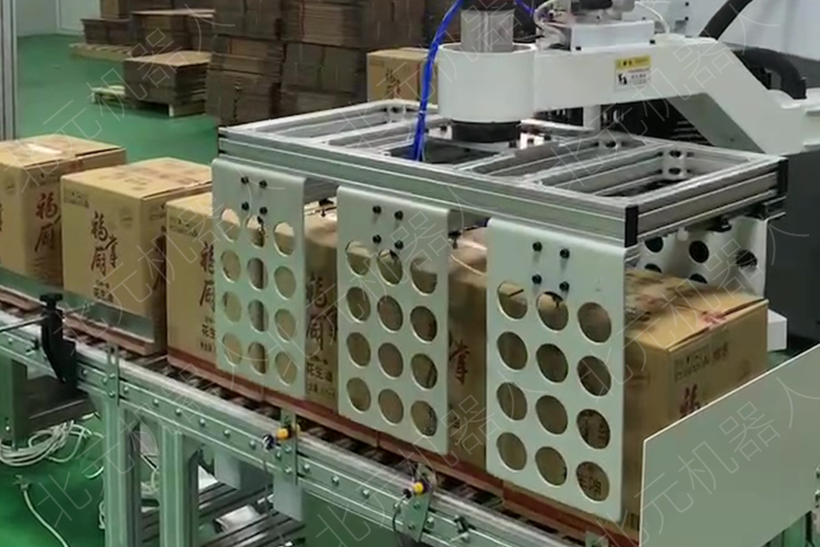 箱子码垛,自动箱装码垛,码垛机械手,立柱码垛机